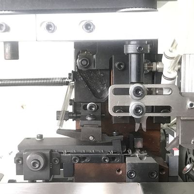 Máquina de prensado y pelado tangencial multifuncional automática con una sola cabeza