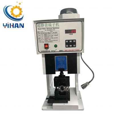Máquina de recorte hexagonal semiautomática multifuncional de 40KN para conector de cobre
