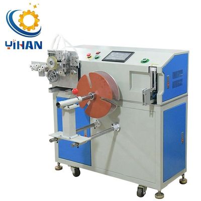 Máquina de ensamblaje con medición de longitud de alta precisión.