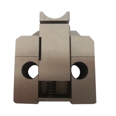 Diseño de la hoja de la máquina de corte y desmontaje para el terminal de recorte