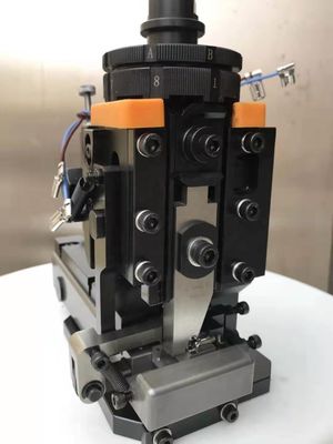 Aplicador de banderas de encrucijado de 40 mm para la máquina automática de terminales JST
